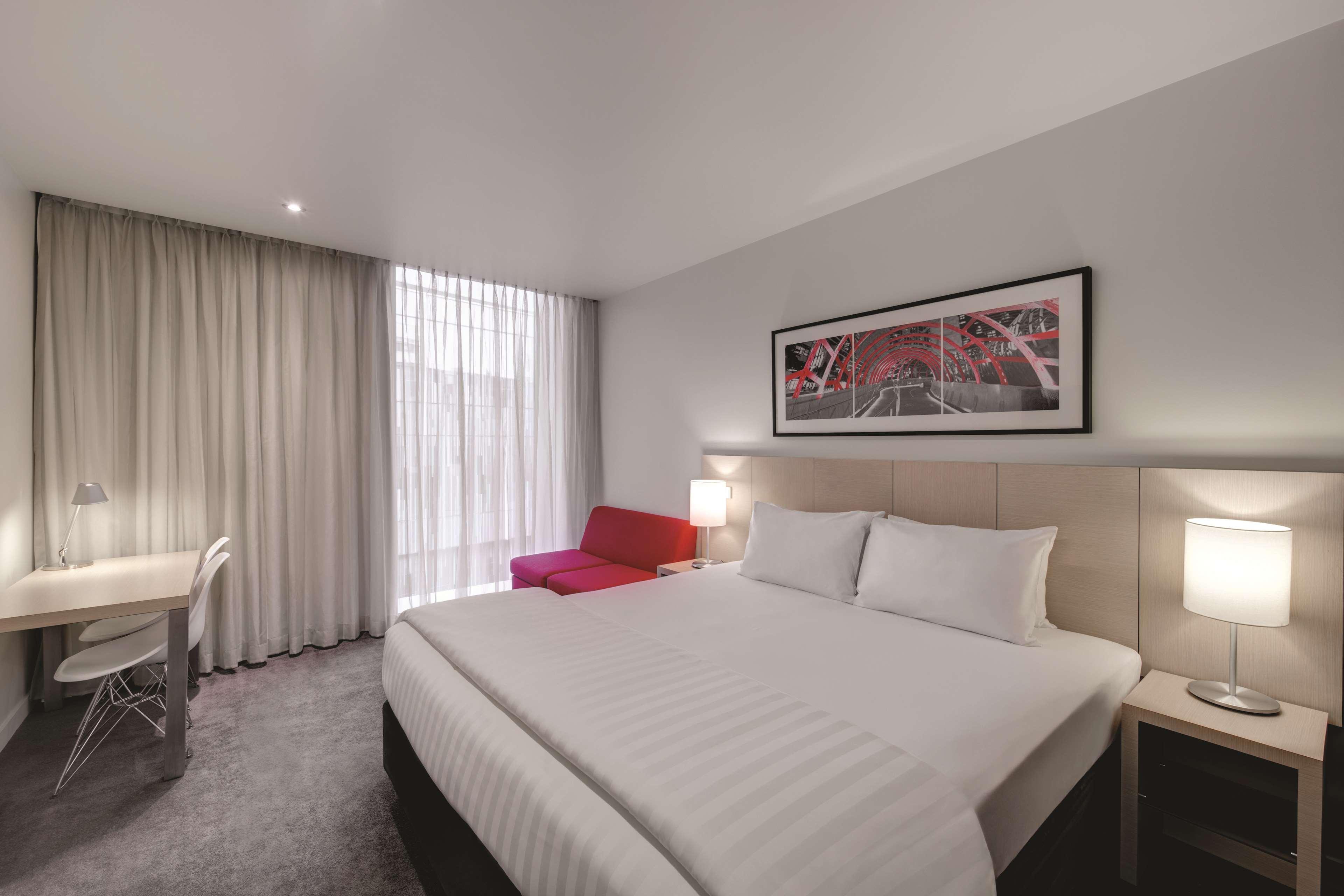 Travelodge Hotel Melbourne Docklands Zewnętrze zdjęcie